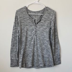 Kuhl Grey Long sleeve Base Layer Style Top Size: S